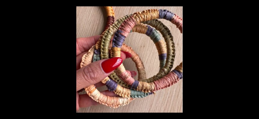 Weaving bracelets