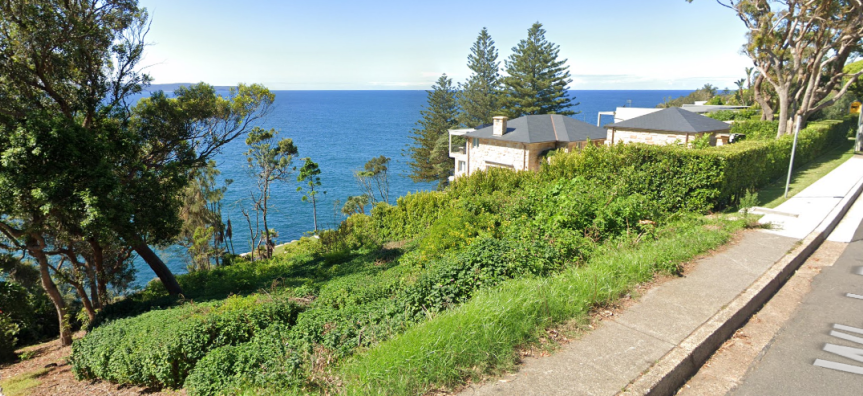 Street view of Palm Beach