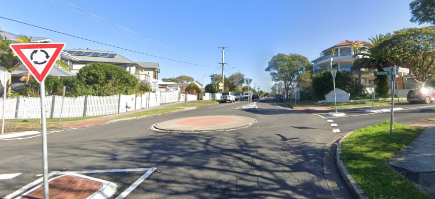 image of roundabout and sign in North Balgowlah