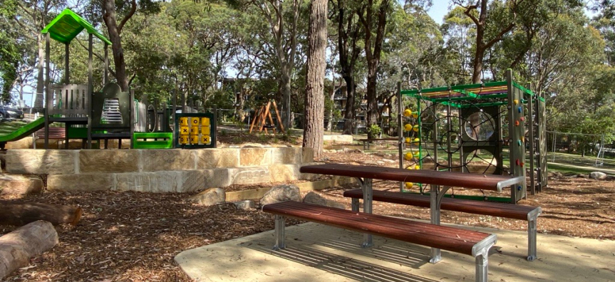 picnic seating and playground at Trafalgar Park Playground, Newport