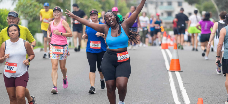 runners participating in Sun Run 2024