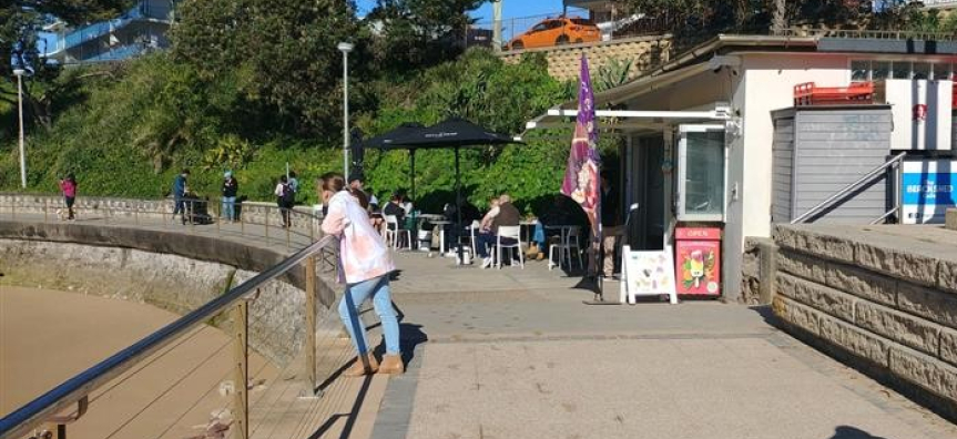 Dee Why Beach Kiosk