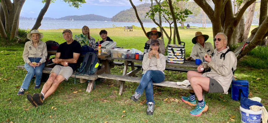 volunteers having lunch at Currawong