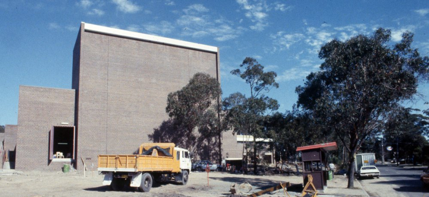 Construction of Forest Community Centre and Glen Street Theatre