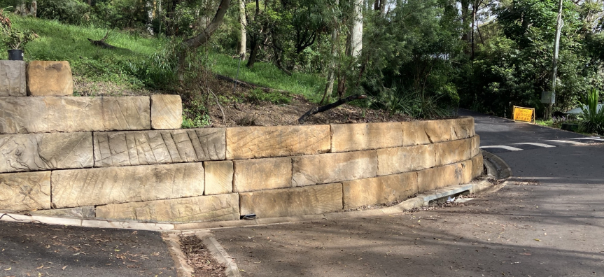 Retaining wall