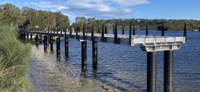 Narrabeen_pedestrian_and_cycle_bridge_June.jpg