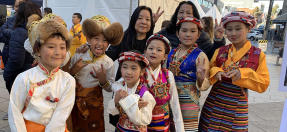 Sonam_with_Tibetan_cultural_dance_group.jpg
