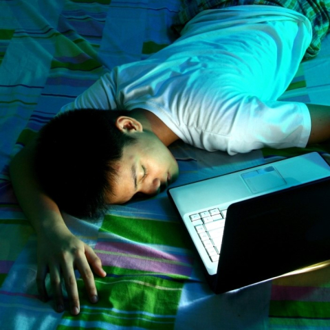 male-student-sleep.jpg