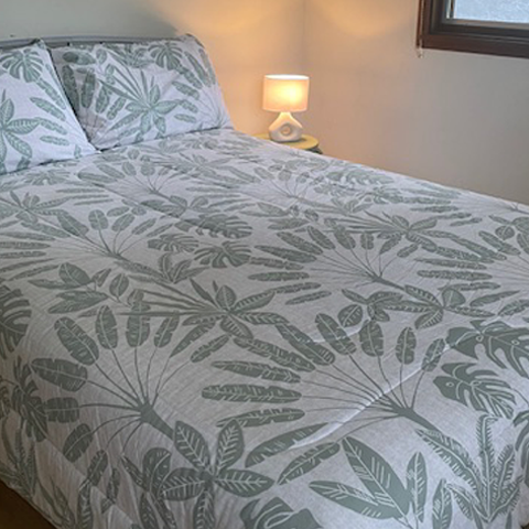 Currawong Lodge - Double bedroom
